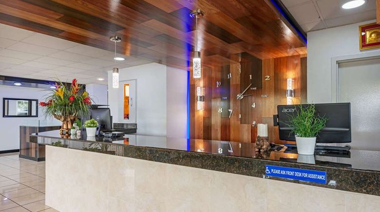 <b>Rodeway Inn Clermont Lobby</b>. Images powered by <a href="https://iceportal.shijigroup.com/" title="IcePortal" target="_blank">IcePortal</a>.