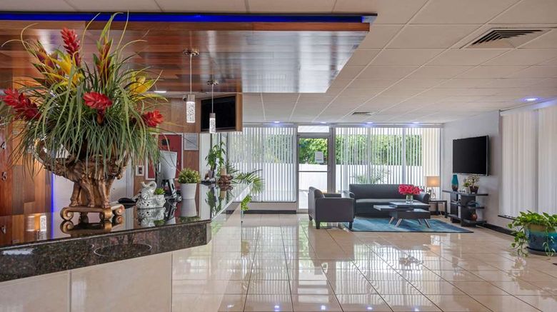 <b>Rodeway Inn Clermont Lobby</b>. Images powered by <a href="https://iceportal.shijigroup.com/" title="IcePortal" target="_blank">IcePortal</a>.
