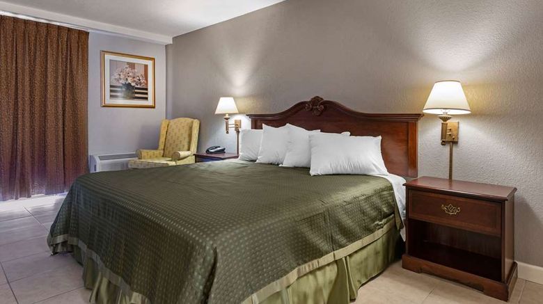 <b>Rodeway Inn Clermont Room</b>. Images powered by <a href="https://iceportal.shijigroup.com/" title="IcePortal" target="_blank">IcePortal</a>.