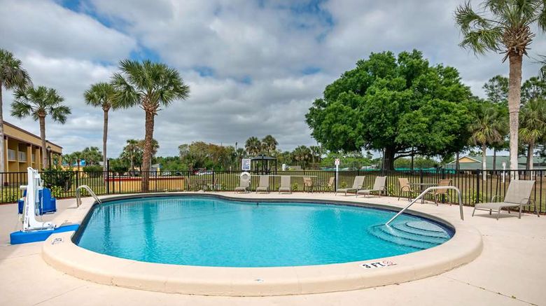 <b>Rodeway Inn Clermont Pool</b>. Images powered by <a href="https://iceportal.shijigroup.com/" title="IcePortal" target="_blank">IcePortal</a>.