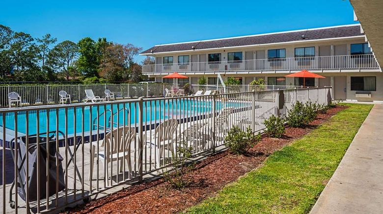 <b>Rodeway Inn Kissimmee Pool</b>. Images powered by <a href="https://iceportal.shijigroup.com/" title="IcePortal" target="_blank">IcePortal</a>.