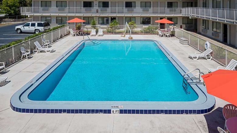 <b>Rodeway Inn Kissimmee Pool</b>. Images powered by <a href="https://iceportal.shijigroup.com/" title="IcePortal" target="_blank">IcePortal</a>.
