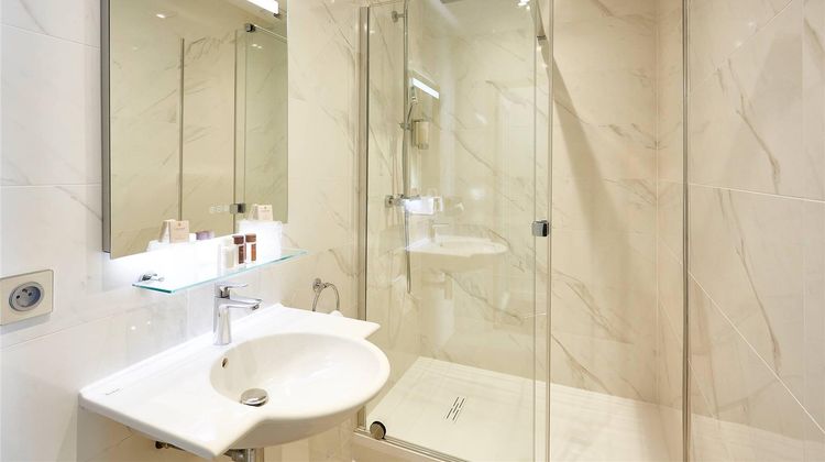Quality Hotel Bordeaux City Centre Room