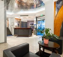Comfort Hotel Lobby