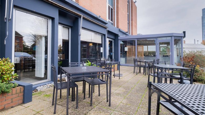 <b>Comfort Hotel Lille Tourcoing Restaurant</b>. Images powered by <a href="https://iceportal.shijigroup.com/" title="IcePortal" target="_blank">IcePortal</a>.