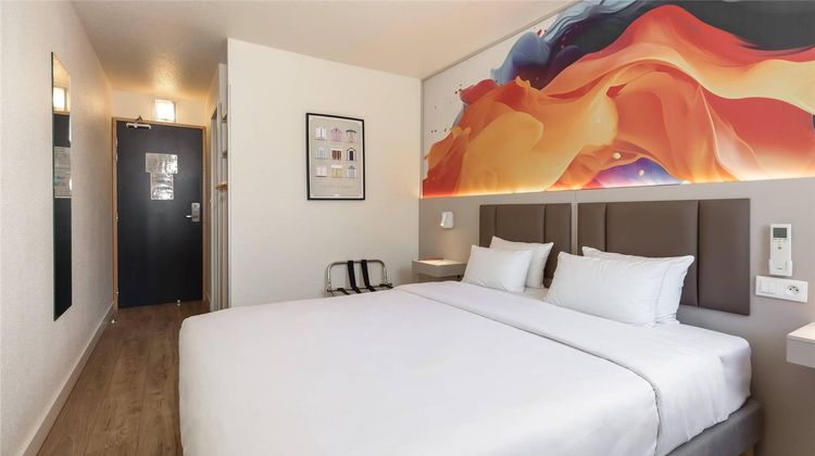 Comfort Hotel Lille Tourcoing Room