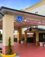 Comfort Suites