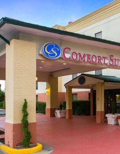 Comfort Suites