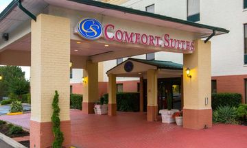 Comfort Suites