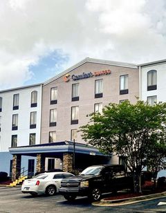 Comfort Suites