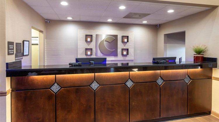 Comfort Inn & Suites Lobby