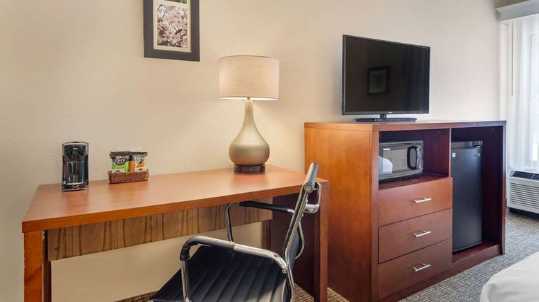 <b>Comfort Inn Douglasville Room</b>. Images powered by <a href="https://iceportal.shijigroup.com/" title="IcePortal" target="_blank">IcePortal</a>.