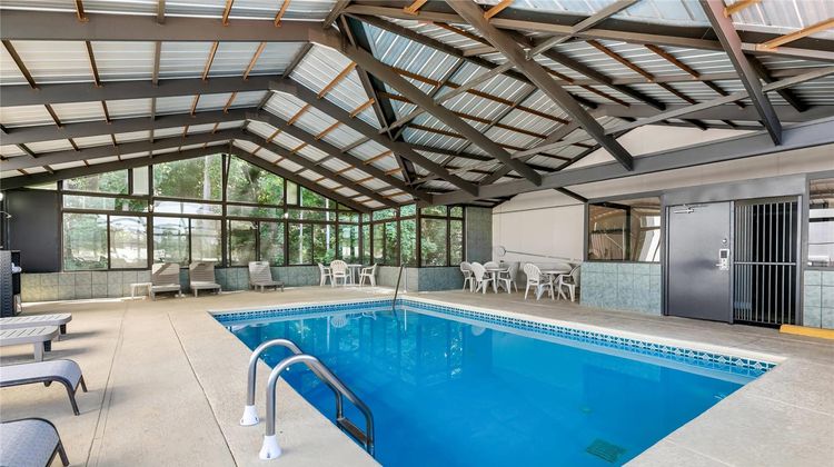 Quality Inn, Jefferson Pool