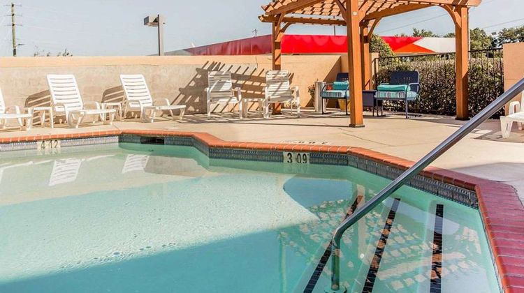 Comfort Inn Pool
