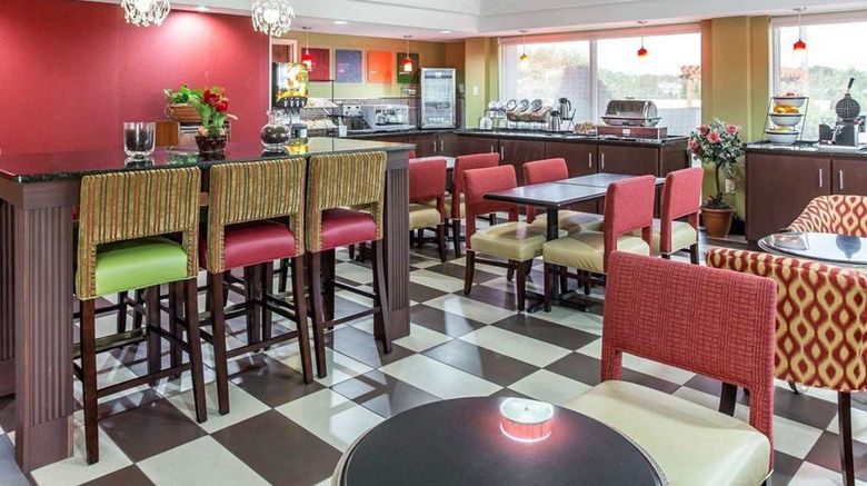 <b>Comfort Inn Restaurant</b>. Images powered by <a href="https://iceportal.shijigroup.com/" title="IcePortal" target="_blank">IcePortal</a>.
