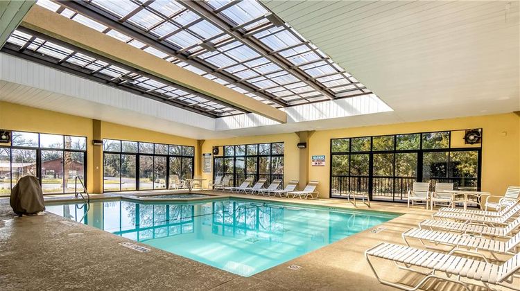 Quality Inn Pool