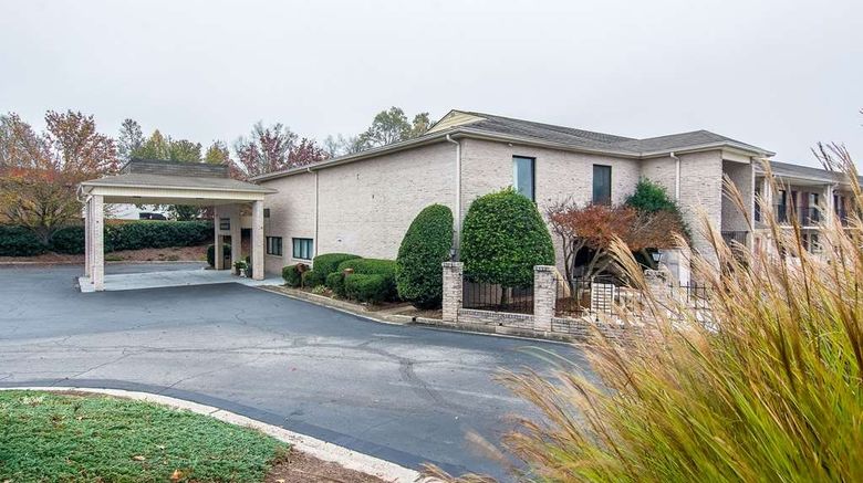 <b>Quality Inn of Oakwood Exterior</b>. Images powered by <a href="https://iceportal.shijigroup.com/" title="IcePortal" target="_blank">IcePortal</a>.