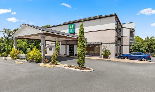 Quality Inn Columbus Exterior