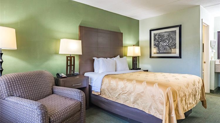 Quality Inn Columbus Room