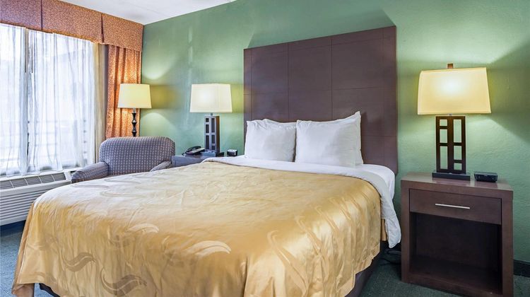 Quality Inn Columbus Room
