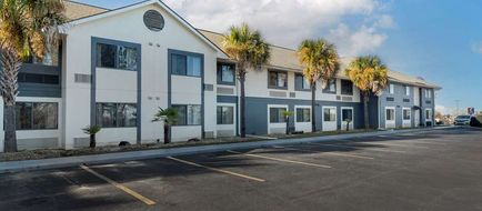 Comfort Inn & Suites at Robins AFB Exterior