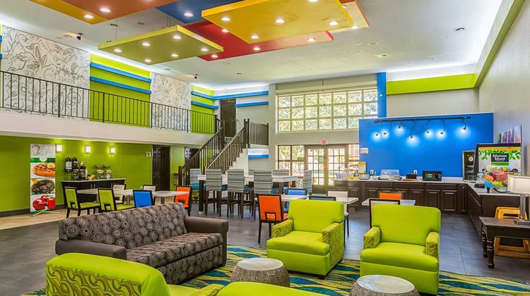 Quality Inn Northeast Lobby