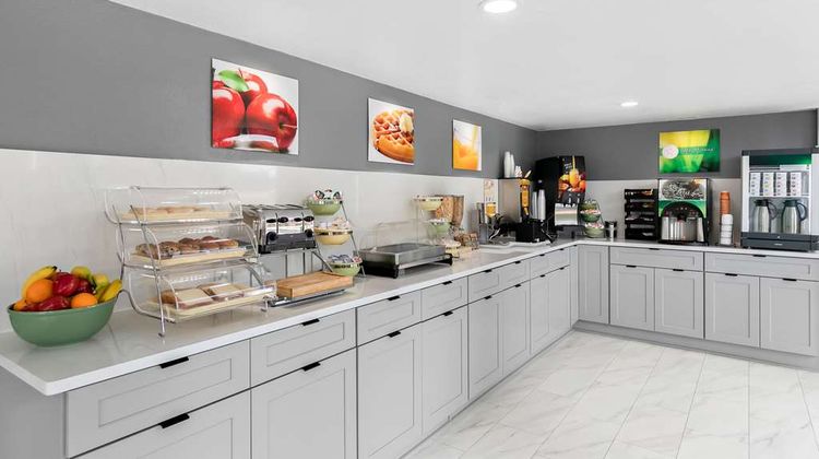 Quality Inn Commerce Restaurant