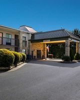 Quality Inn Commerce