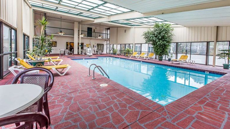 <b>Quality Inn Tifton Pool</b>. Images powered by <a href="https://iceportal.shijigroup.com/" title="IcePortal" target="_blank">IcePortal</a>.