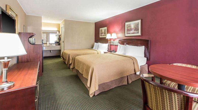 <b>Quality Inn Tifton Room</b>. Images powered by <a href="https://iceportal.shijigroup.com/" title="IcePortal" target="_blank">IcePortal</a>.