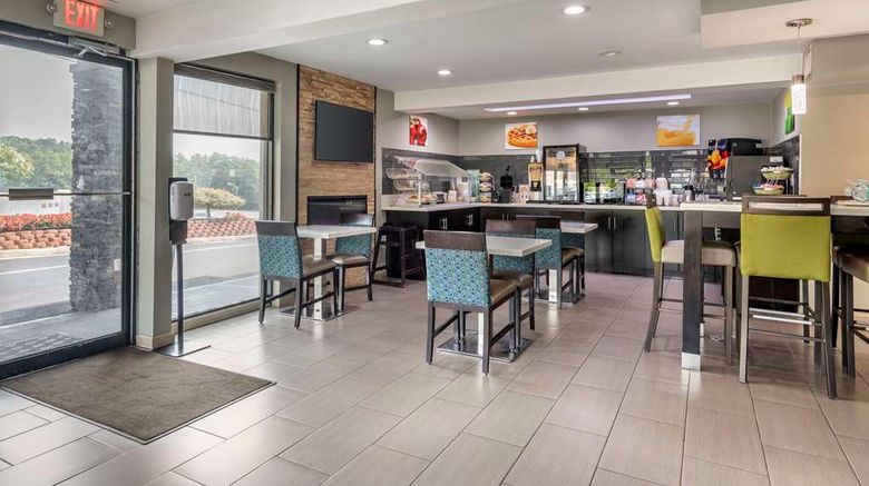 <b>Quality Inn & Suites, Athens University Restaurant</b>. Images powered by <a href="https://iceportal.shijigroup.com/" title="IcePortal" target="_blank">IcePortal</a>.