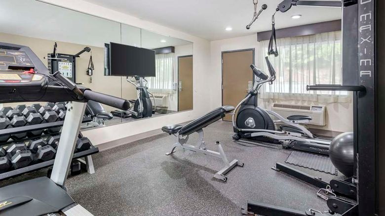 <b>Quality Inn & Suites, Athens University Health</b>. Images powered by <a href="https://iceportal.shijigroup.com/" title="IcePortal" target="_blank">IcePortal</a>.