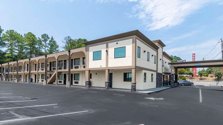 <b>Quality Inn & Suites, Athens University Exterior</b>. Images powered by <a href="https://iceportal.shijigroup.com/" title="IcePortal" target="_blank">IcePortal</a>.