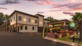 Quality Inn & Suites, Athens University Exterior