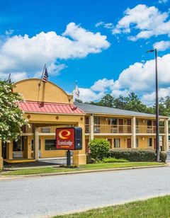 Econo Lodge Inn & Suites At Fort Benning