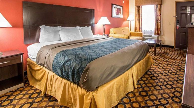 <b>Econo Lodge Richmond Hill Room</b>. Images powered by <a href="https://iceportal.shijigroup.com/" title="IcePortal" target="_blank">IcePortal</a>.