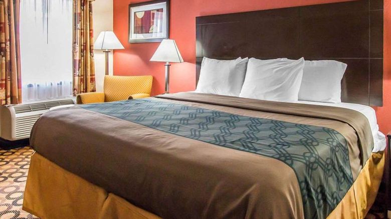 <b>Econo Lodge Richmond Hill Room</b>. Images powered by <a href="https://iceportal.shijigroup.com/" title="IcePortal" target="_blank">IcePortal</a>.