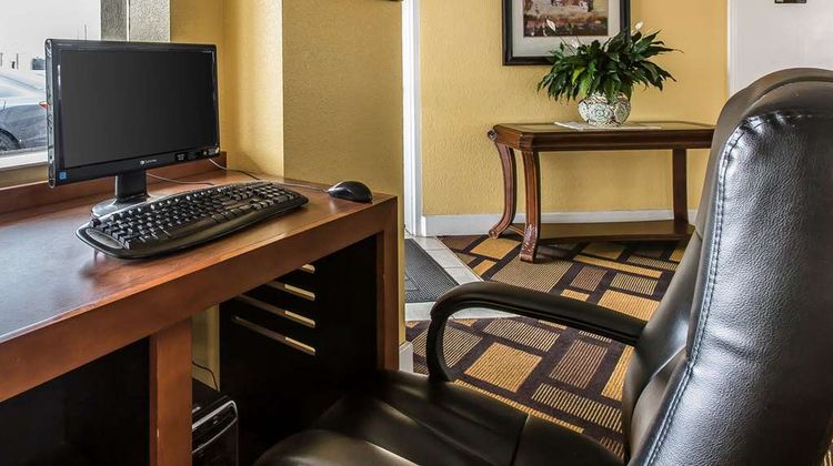 Econo Lodge Byron Other