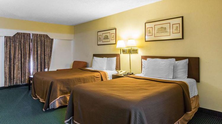 Rodeway Inn & Suites Marietta Room