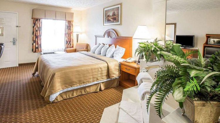 Quality Inn Dahlonega Room