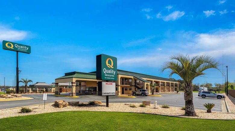 <b>Quality Inn Exterior</b>. Images powered by <a href="https://iceportal.shijigroup.com/" title="IcePortal" target="_blank">IcePortal</a>.