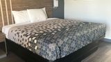 <b>Econo Lodge Calhoun Room</b>. Images powered by <a href="https://iceportal.shijigroup.com/" title="IcePortal" target="_blank">IcePortal</a>.