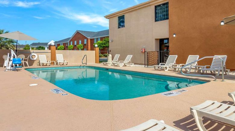<b>Sleep Inn I-95 North Savannah Pool</b>. Images powered by <a href="https://iceportal.shijigroup.com/" title="IcePortal" target="_blank">IcePortal</a>.