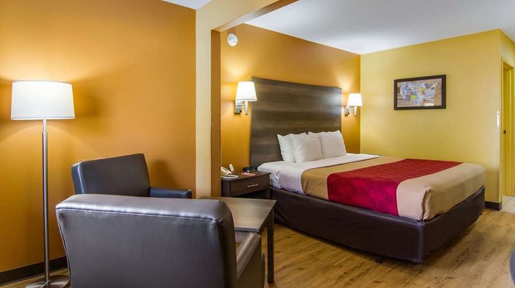 Econo Lodge Kingsland Room