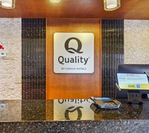 Quality Inn & Suites, Dawsonville Lobby