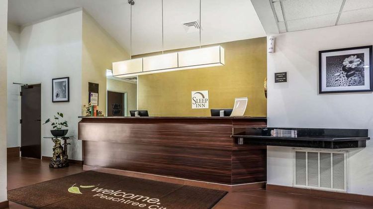 Sleep Inn Near the Avenue Lobby