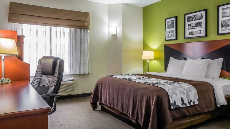 Sleep Inn Near the Avenue Room