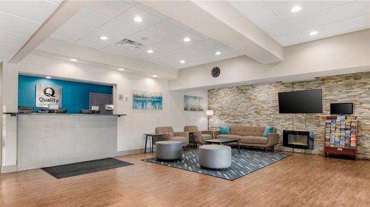 Quality Inn Union City Lobby