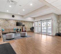 Quality Inn Union City Lobby