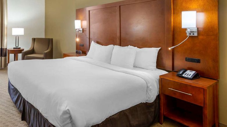 <b>Comfort Inn Room</b>. Images powered by <a href="https://iceportal.shijigroup.com/" title="IcePortal" target="_blank">IcePortal</a>.